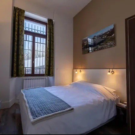 Spacieux Pour 10 Pers. Avec Piscine Interieure, Sauna Et Wifi - Fr-1-165b-2 Appartamento