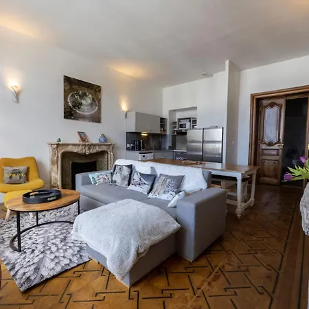 Spacieux Pour 10 Pers. Avec Piscine Interieure, Sauna Et Wifi - Fr-1-165b-2 *
