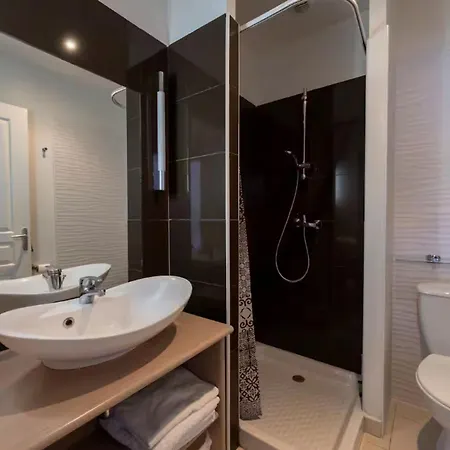 Spacieux Pour 10 Pers. Avec Piscine Interieure, Sauna Et Wifi - Fr-1-165b-2 Appartamento *